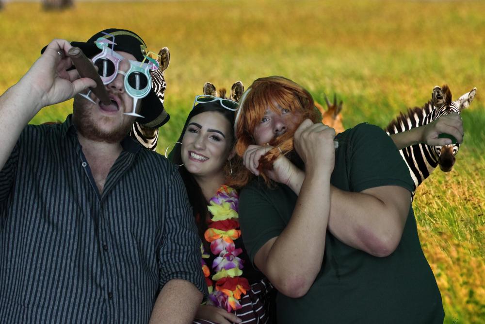 DHL South Regional Meeting | View more photos from the event at gallery.myphotoboothexperience.co.uk/u/MyPhotoBoothExperienceLtd/DHL-South-Regional-Meeting